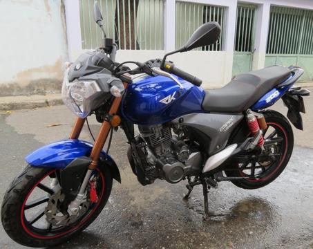 Moto RKV 200, 714 Kilómetros Recorridos