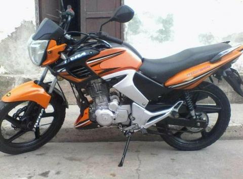 VENDO BERA BZR 200 AÑO 2014 IMPECABLE COMO NUEVA