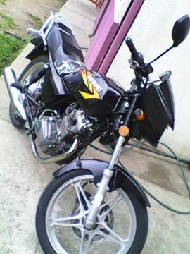 Moto Hj Suzuki 150