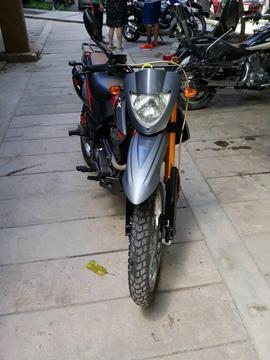 Vendo Tx 200 Moto