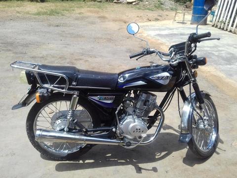 se vende star 150 o cambio por carro en buen estado