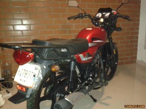 Vendo Moto Um Max 150 Año 2016 Nueva con su titulo