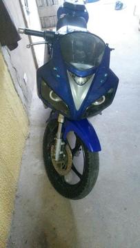 Vendo Mi Moto Bera R1