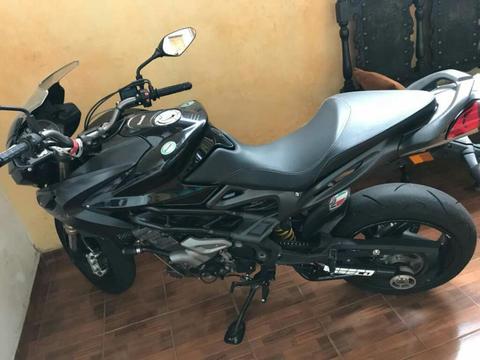 Benelli Trek 899 2013