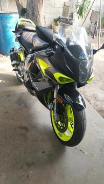 Vendo Moto Racing Hyosun 650r