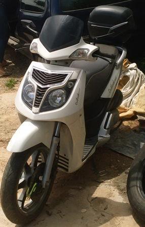 Ouctlook Scooter 2013