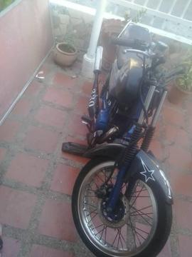 Vendo mi ax100 suzuki full racing tele 04246468449