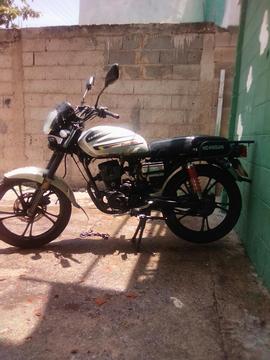 Moto Bera Socialista 150