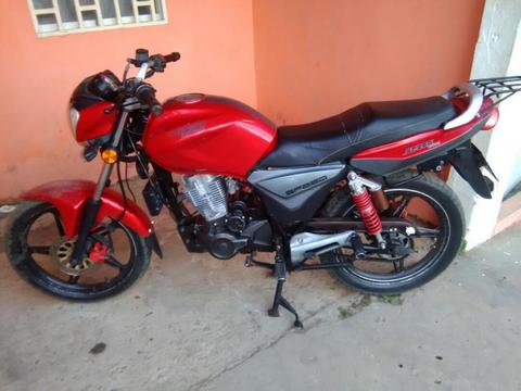 vendo speed 200 año 2014 papeles en regla