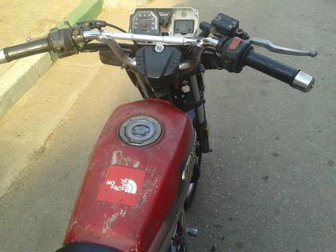 Vendo Moto Horse 2011 con Todos Los Pape