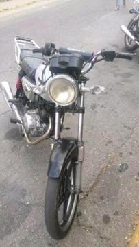 Moto Socialista Gris