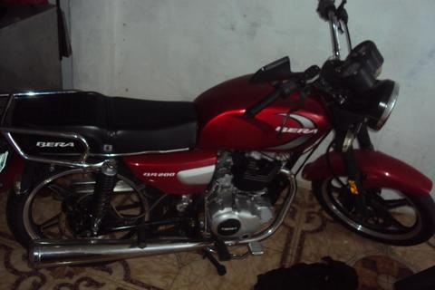 SE CAMBIA O SE VENDE MOTO BERA 200 2013 POR HORSE MAS DIFERENCIA