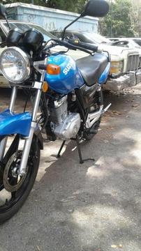 Moto Suzuki en 2014