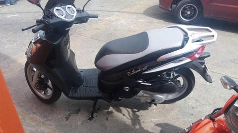 vendo mi moto