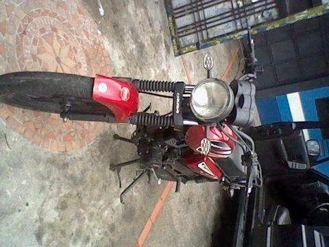 se vende moto