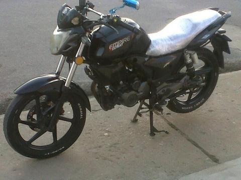 se vende moto arsen 2