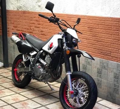 SUZUKI DR 650 ao 2011 solo 8000 km IMPECABLE