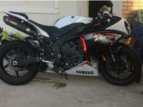 Yamaha R1