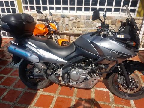 Moto Suzuki Vstrom Año 2011, Km 14.861 Maracay Llamar 0424. 379.95.05