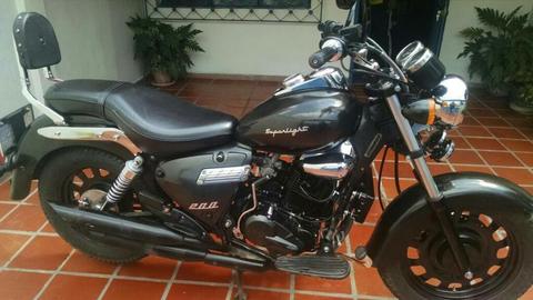 Vendo Moto Super Light Buenas Condicions