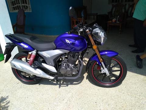 Moto Rkv Empaire 200cc