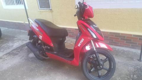 se vende moto skygo elegance muy conservadaa y muy ben estado moto usada por una dama