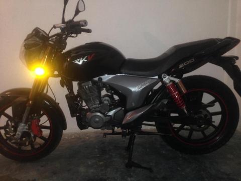 Moto RKV 200
