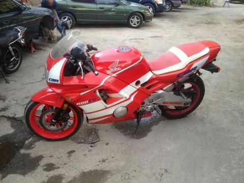 Se Vende Cbr en Muy Buen Estado Original