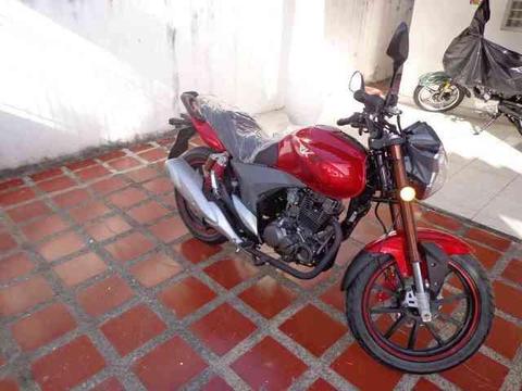 vendo mi moto rkv buen estado