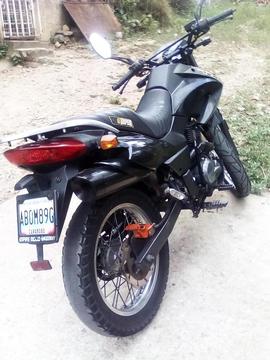 MOTO TX 200EN, AÑO 2011 AL DÍA