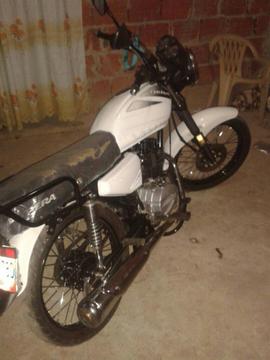 Moto Bera en Buen Estado Negosiable