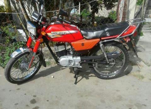 Vendo Suzuki Ax 100