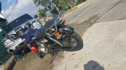 Moto Jaguar 2006 Se vende por motivo de viaje Inf: 04160918051 04162967398