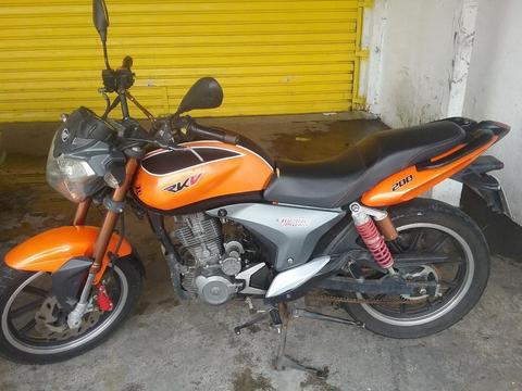 Se Vende Moto Rkv