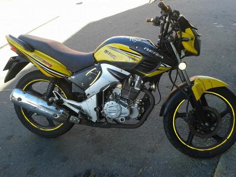 Vendo o cambio moto bera BRZ 200 2012 barata