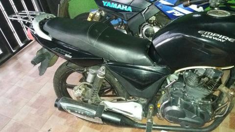 Se Vende Moto por Motivo de Viaje