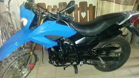 moto tx 200