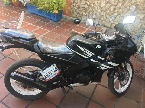 Moto Bera R1