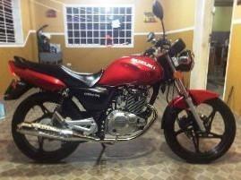 se vende EN SUZUKI 2013