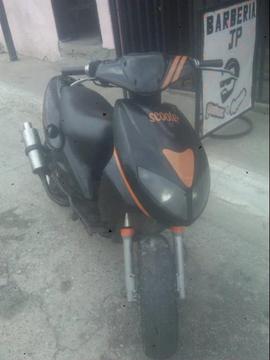 moto scooters unico