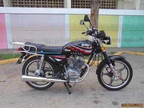 se vende moto MD AGUILA AÑO 2014