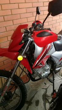 VENDO MOTO MD AÑO 2012 COMO NUEVA IMPECABLE