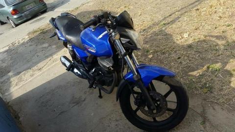 se vende moto