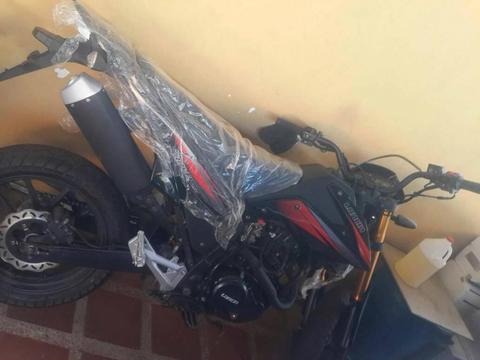 Vendo moto loncing Nueva