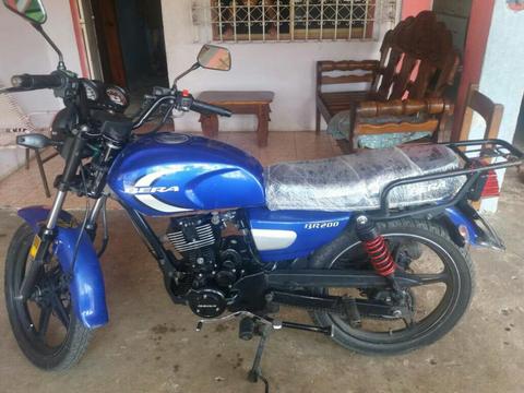 Vendo Moto Bera 200