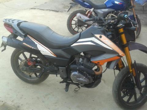 Vendo Tx Barras Doradas con Detalles2013