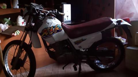 Moto Honda XLR 200cc