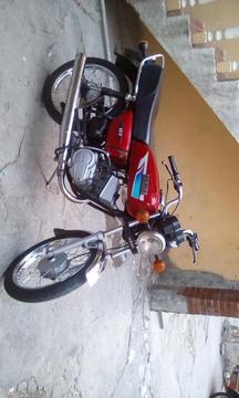 Se vende RX100 negociable