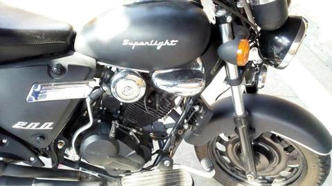 Moto Empire Superligth 200cc