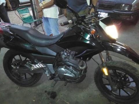 Vendo o cambio mi fiel TX 2012